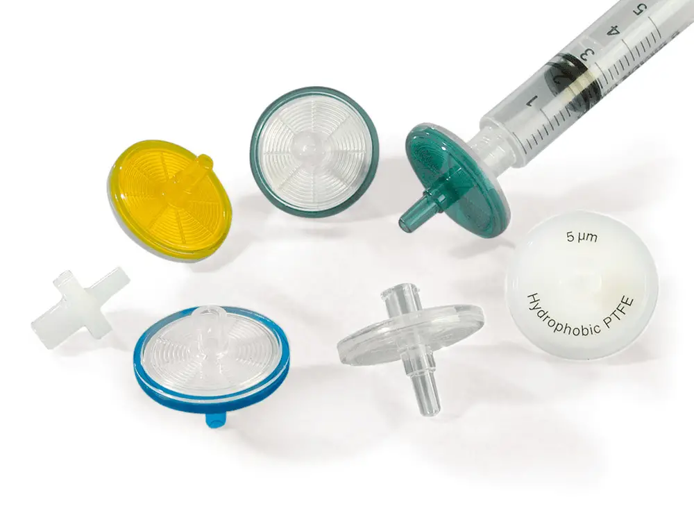 Syringe adapter filters with a syringe used in filtering bacteriophage